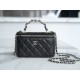 샤넬 Chanel 23k Long Vanity with chain Black 17cm
