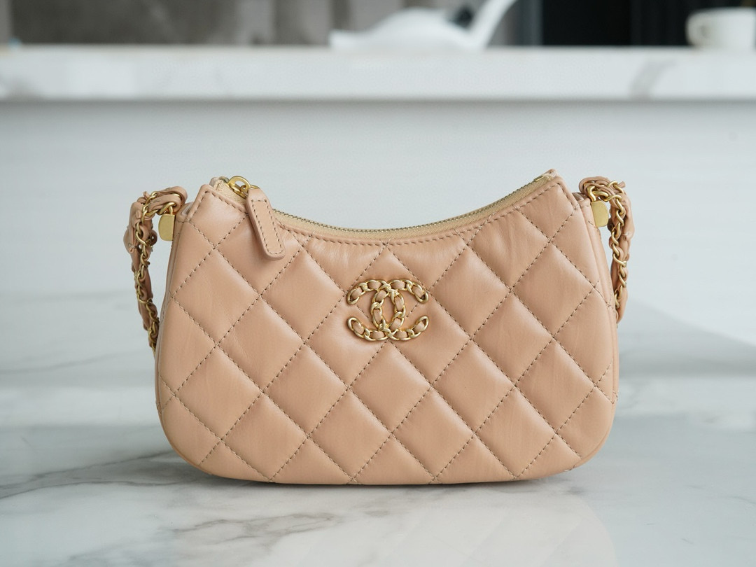 샤넬 Chanel 23k Small 19 Hobo Bag Apricot 20.5cm