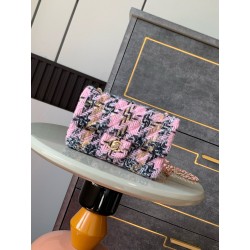 샤넬 Chanel 24k Mini Classic Flap Bag Pink 20cm