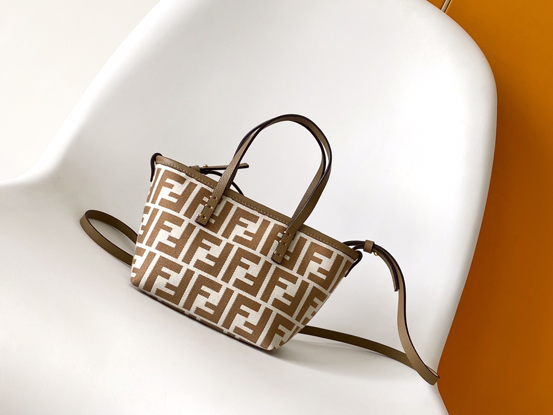 펜디 FENDI 8BS096 Roll Mini Fabric FF Jacquard Bag 23CM