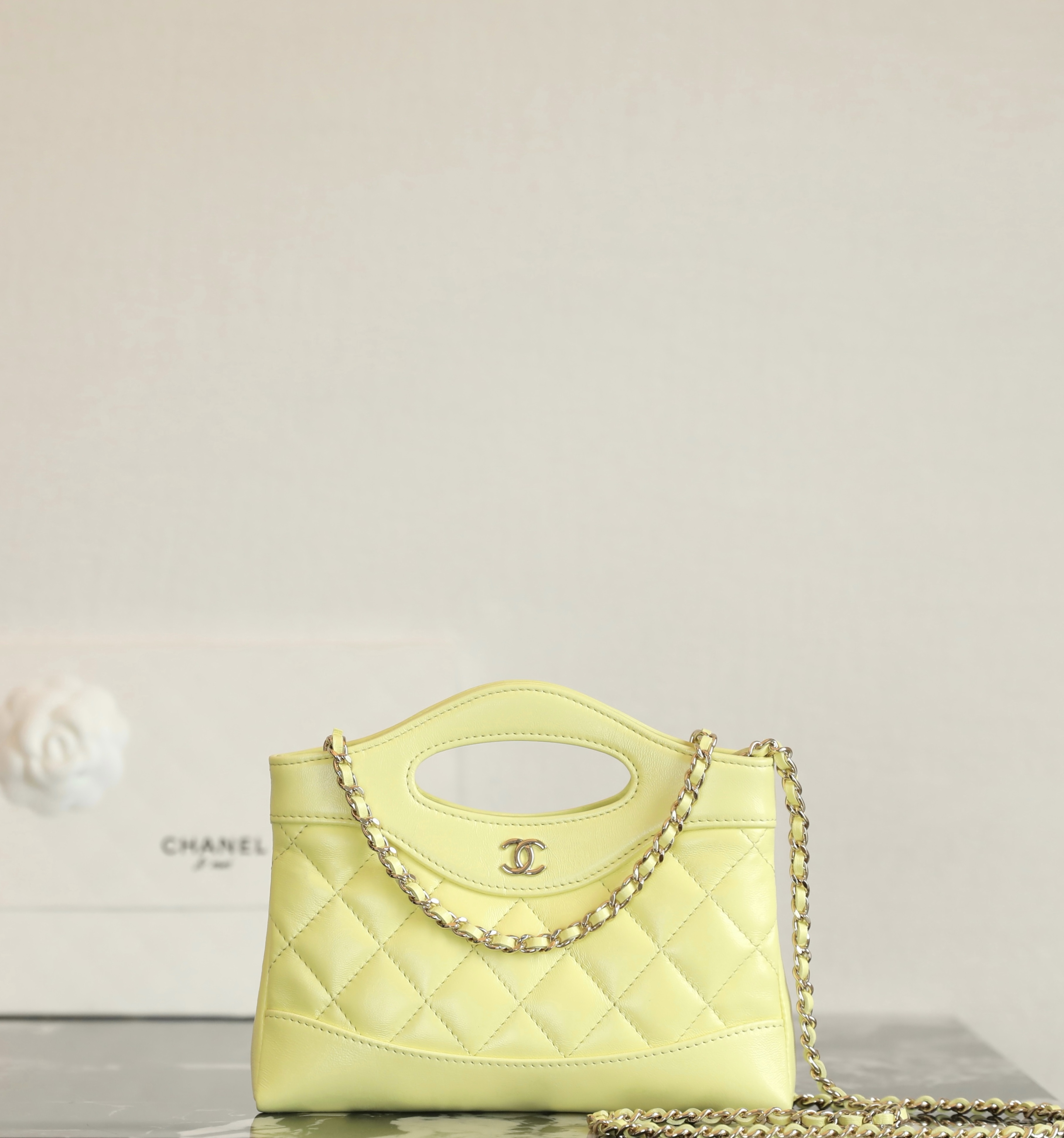 샤넬 Chanel 25P AP3656 31Shopping Bag Nano C-501 yellow 20.5cm