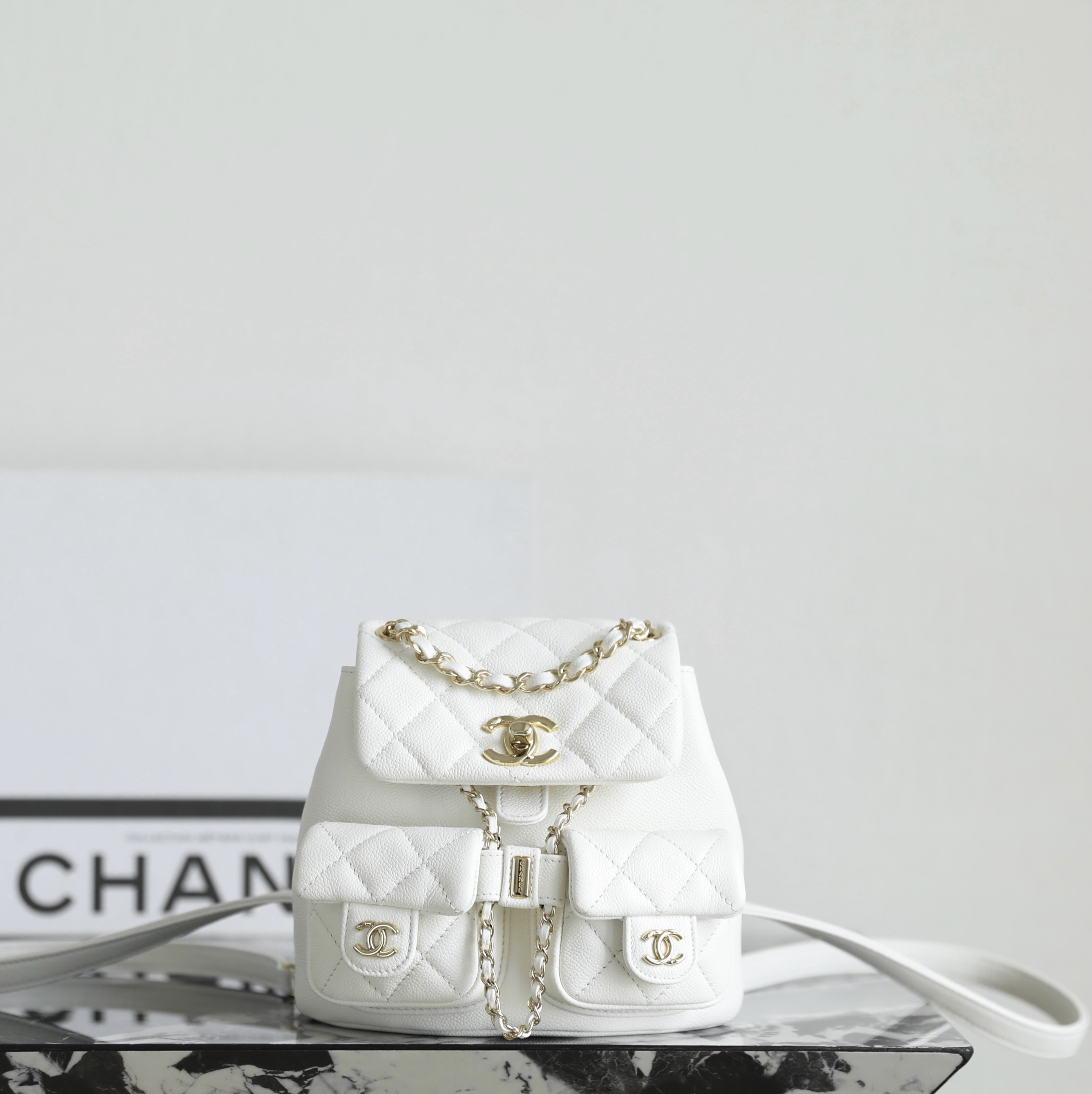 샤넬 Chanel 25p AS3787 Small Backpack White 16.5cm