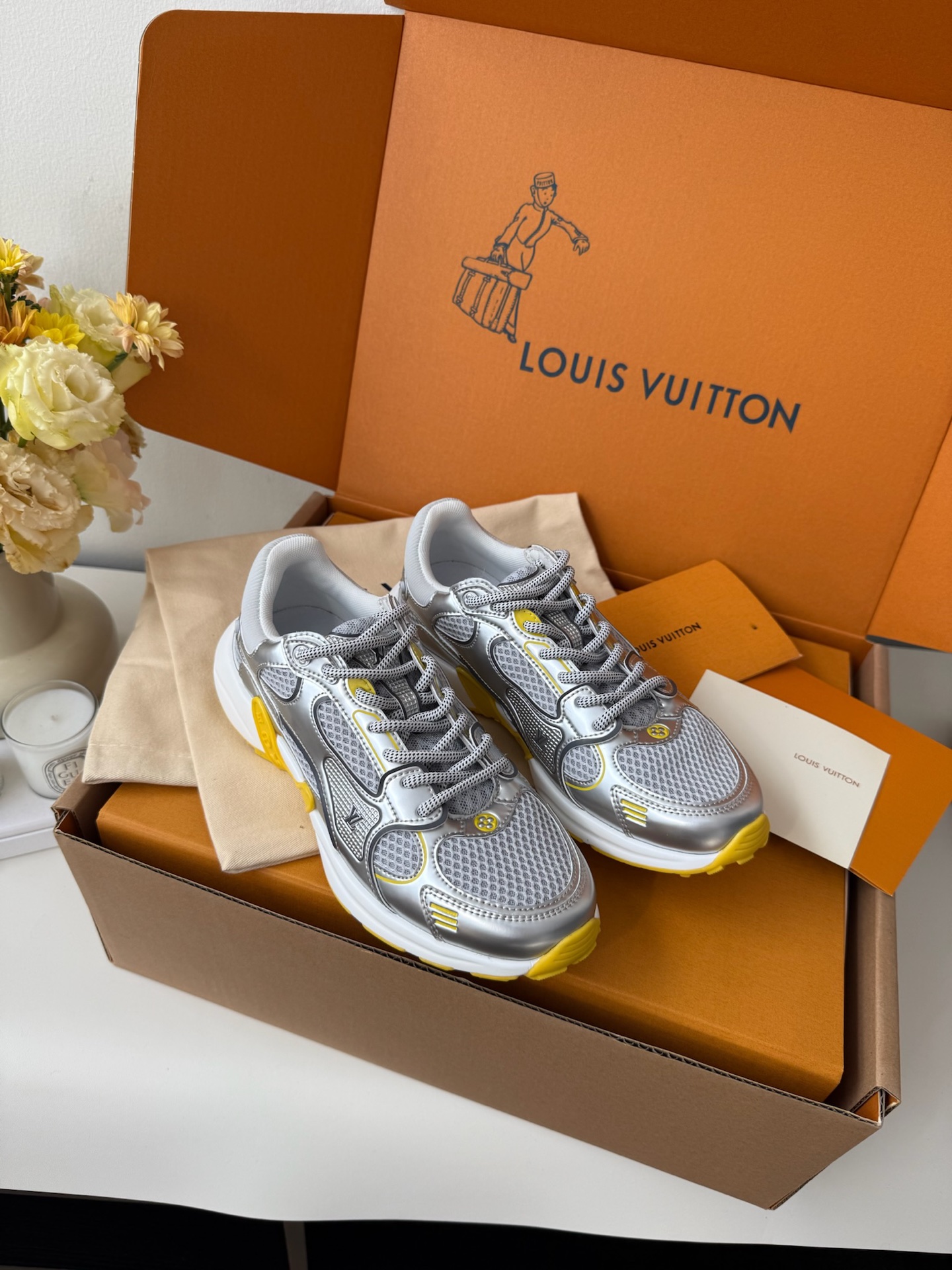 루이비통 Louis Vuitton 스니커즈