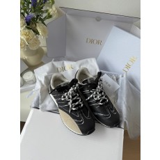 디올 Dior D-Sketch 스니커즈