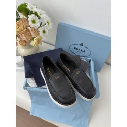 프라다 Prada 로퍼