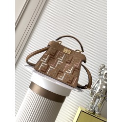 펜디 FENDI 5523-1 Peekaboo Iseeu Padded Leather Petite Bag 20CM