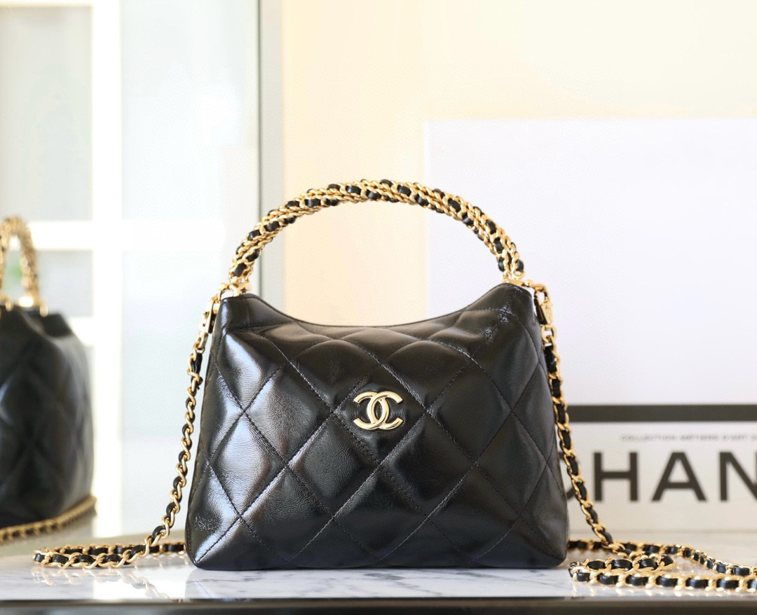 샤넬 Chanel 24B AP4189 Clutch with Chain C-531 Black 18.5cm