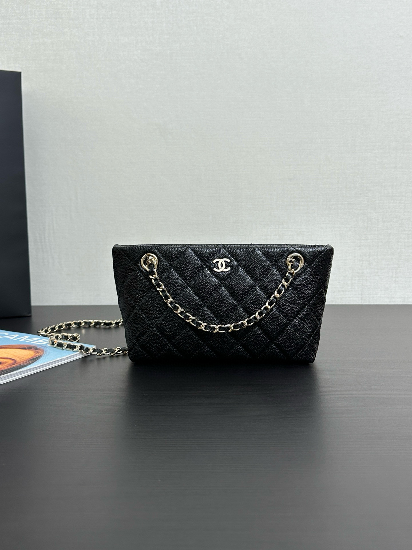 샤넬 Chanel 25C Mini Tote bag Black 17cm