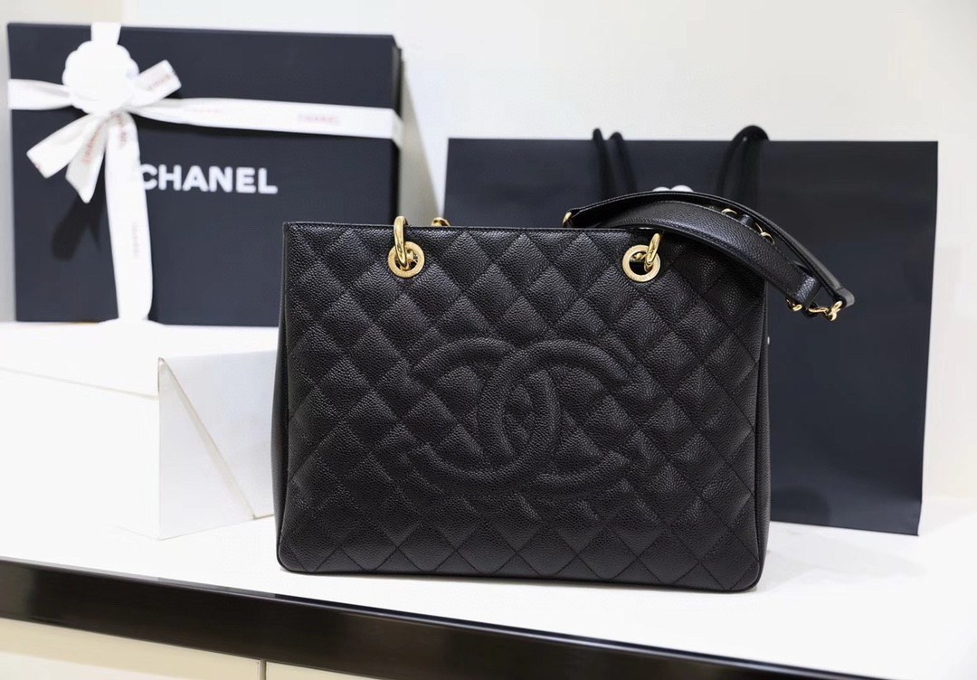 샤넬 Chanel GST Grand Shopping Bag C-532 Black gold 34cm