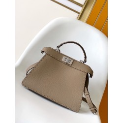 펜디 FENDI 8BN327 Peekaboo Iseeu Small Selleria Bag 27CM