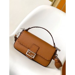 펜디 FENDI 8BR600 Baguette Oversize Topstitching Selleria Bag 27CM