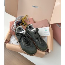 미우 미우 Miu Miu 스니커즈