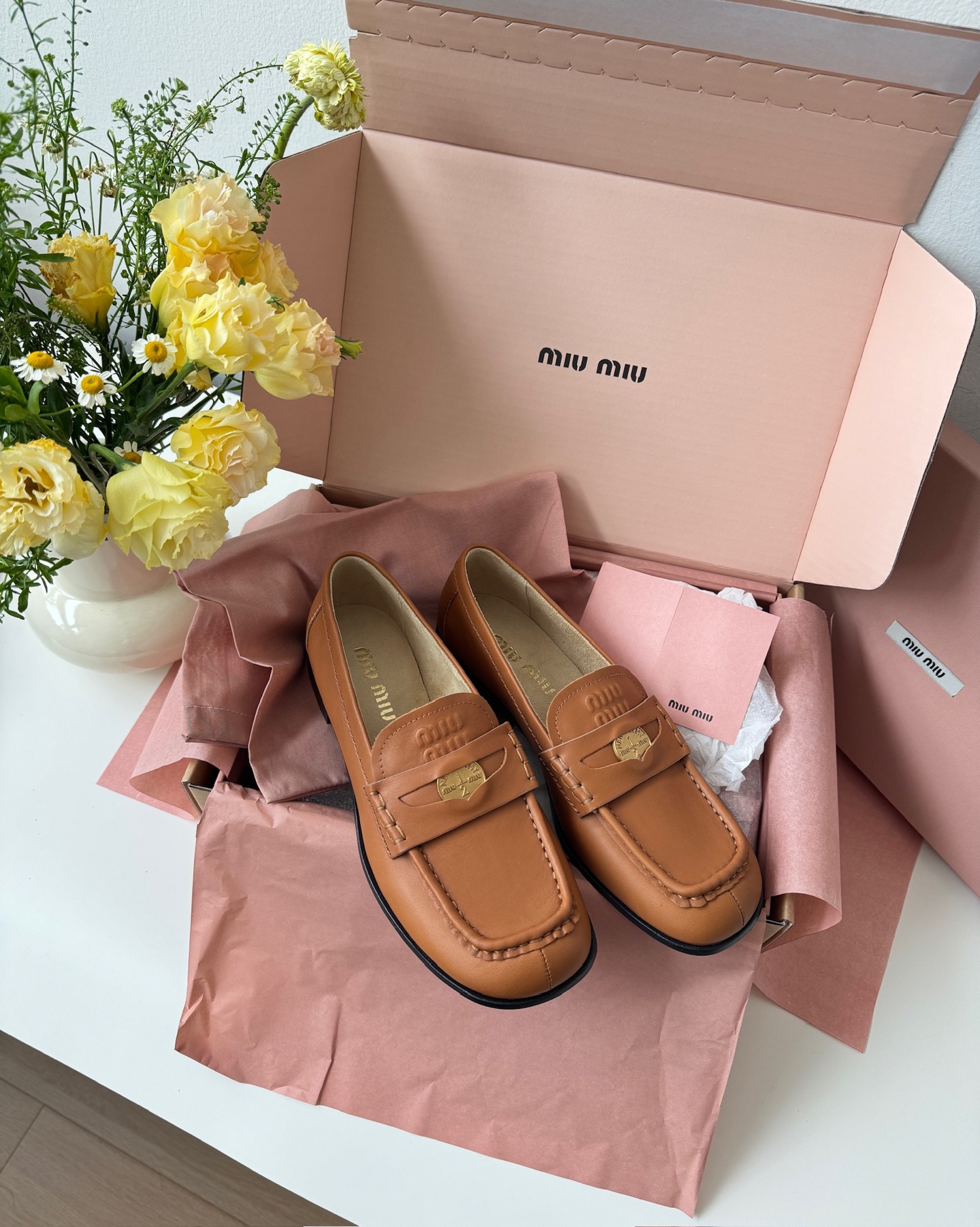 미우 미우 Miu Miu  로퍼