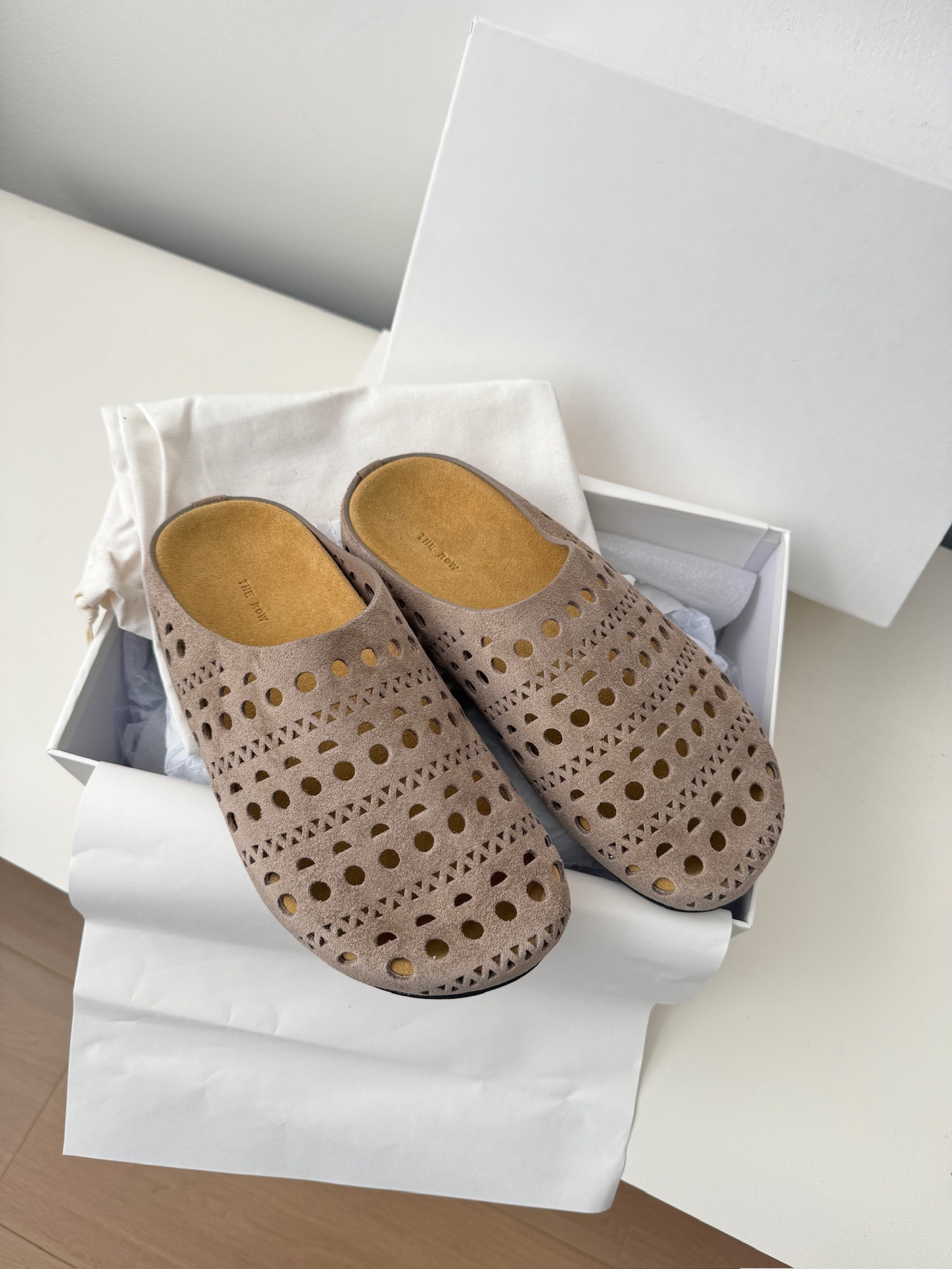 더 로우 The Row 슬리퍼