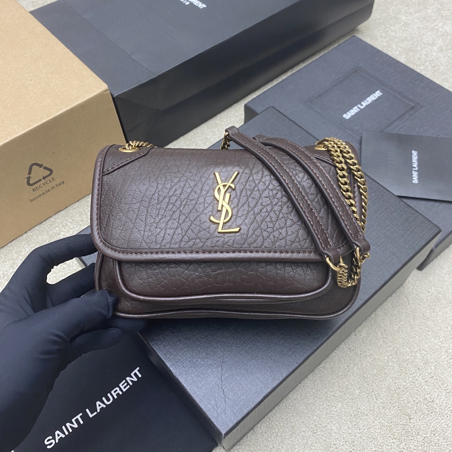 생로랑 Saint laurent/YSL 828736 Niki Mini in Grained Lambskin Light Musk 18CM