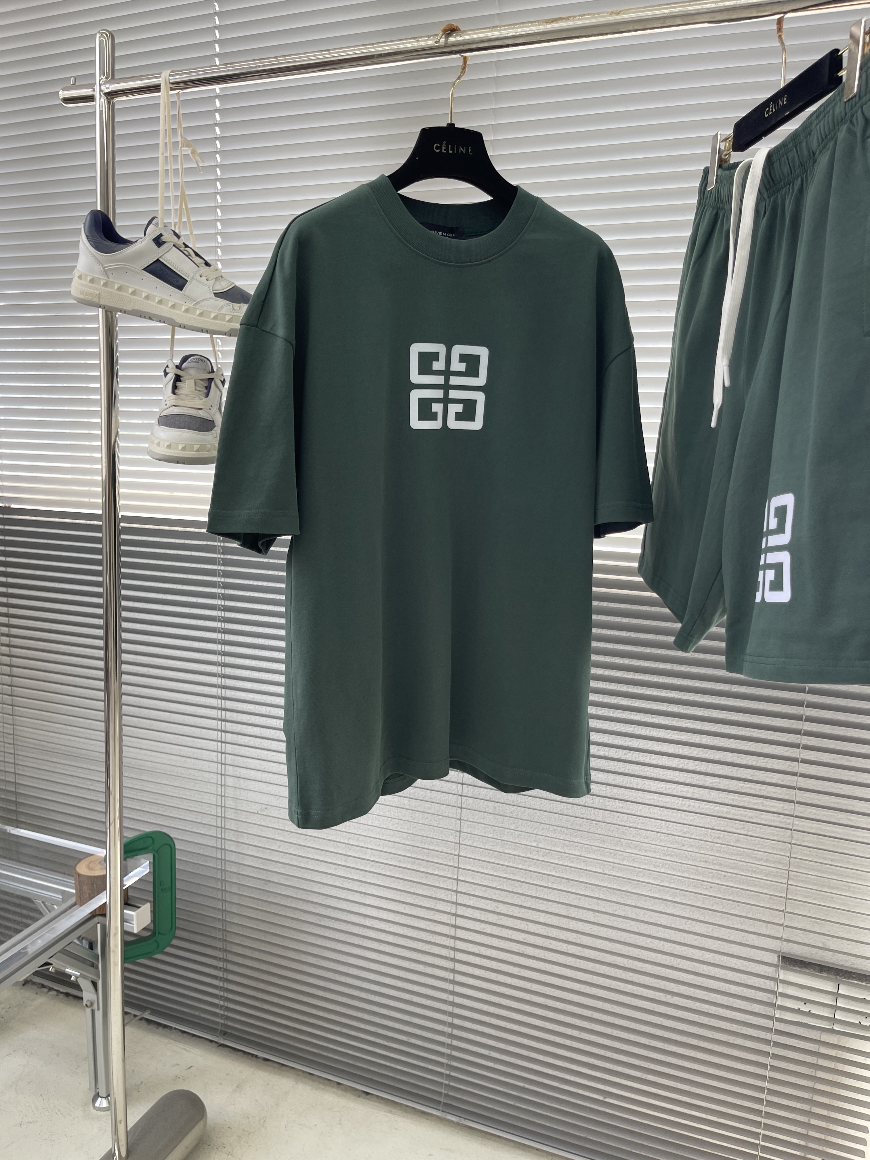 지방시 Givenchy 세트