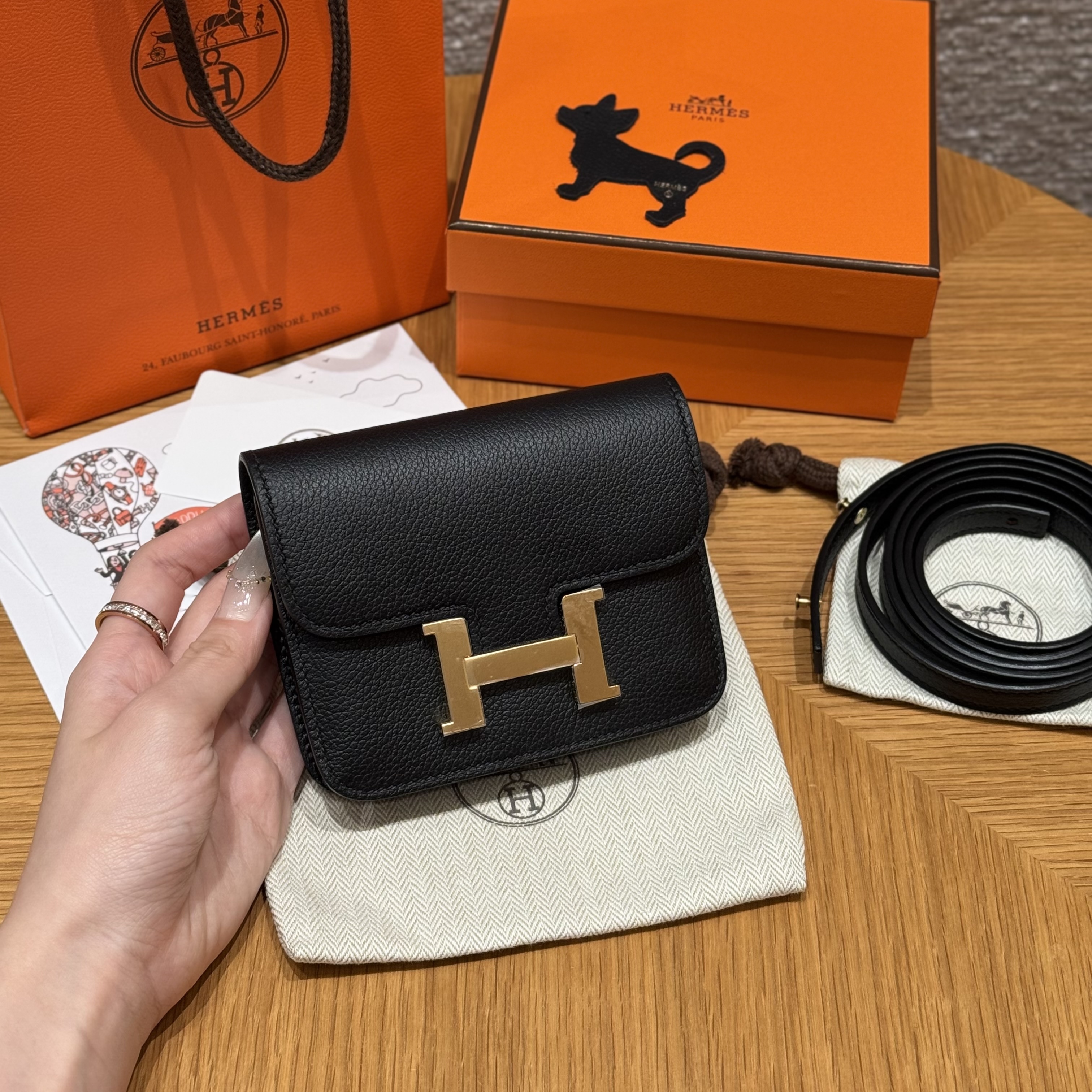 에르메스 Hermes Constance slim 12.4cm Evercolor 89 Noir/gold