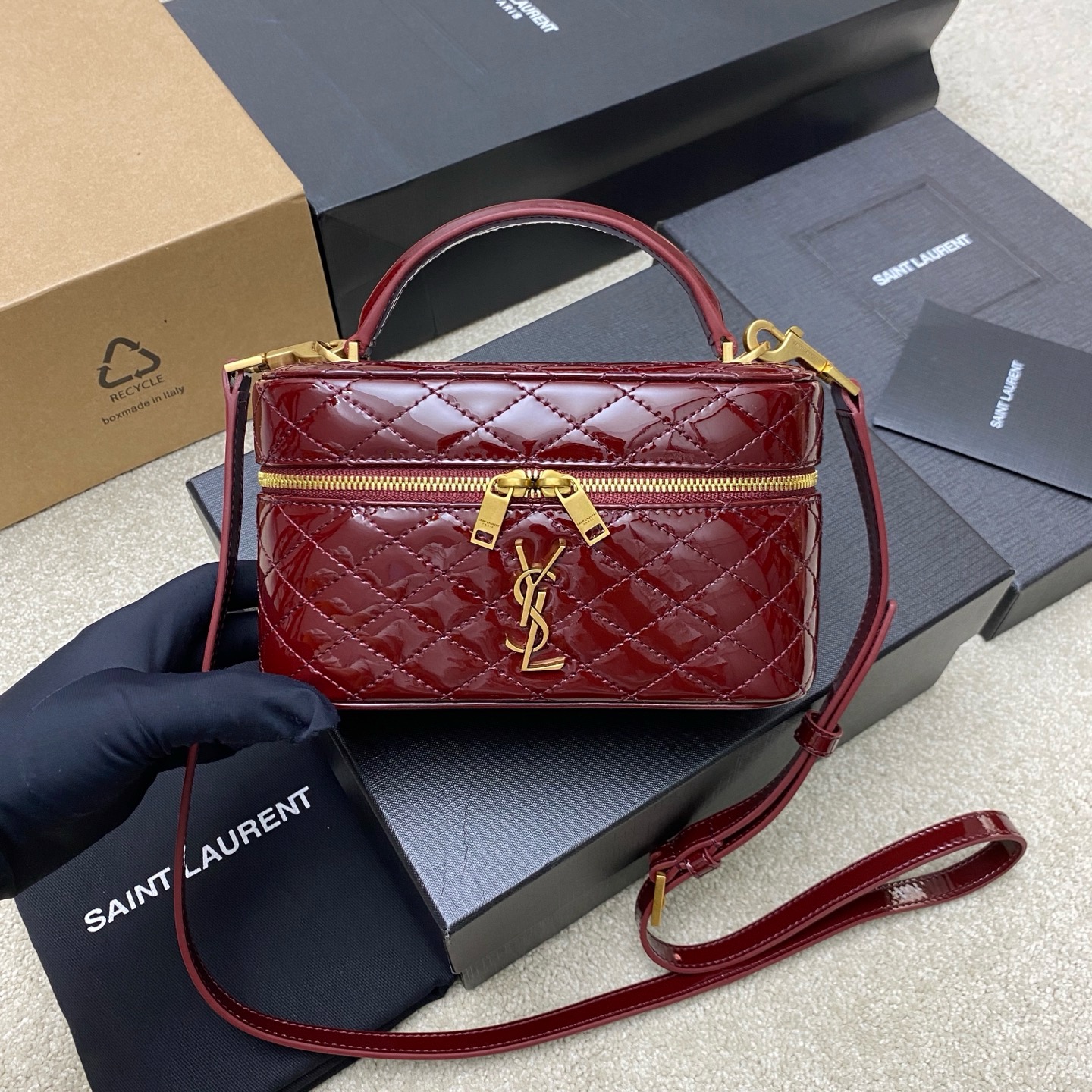 생로랑 Saint laurent/YSL 766731 Gaby Vanity Bag in Patent Leather Red