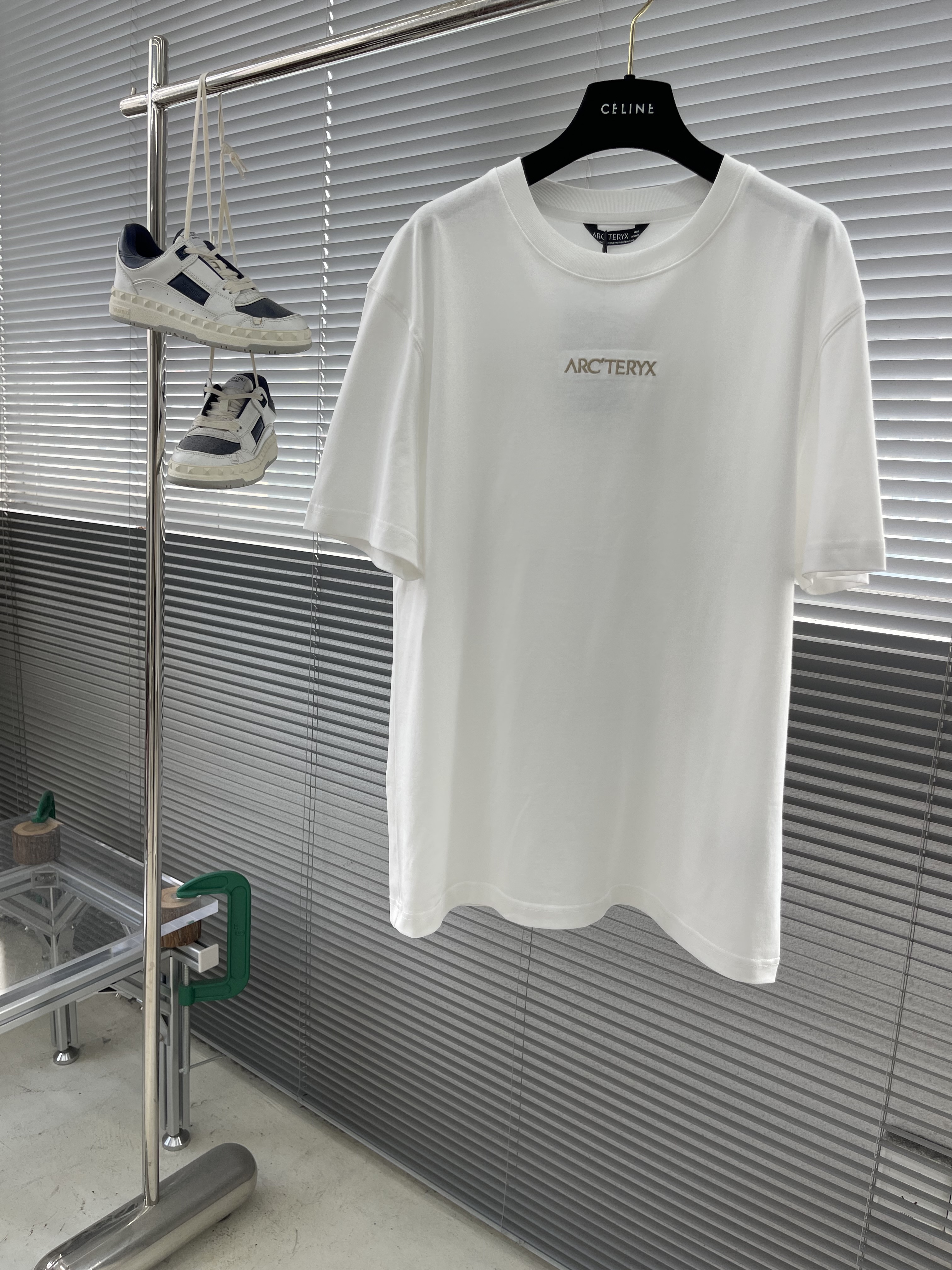 아크테릭스 ARC'TERYX 반팔 티셔츠