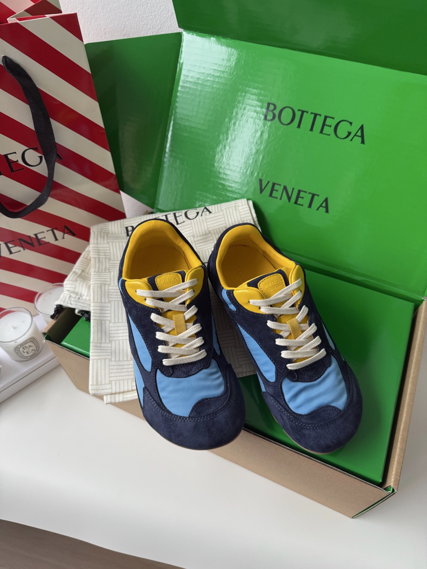 보테가 베네타 Bottega Veneta 플랫