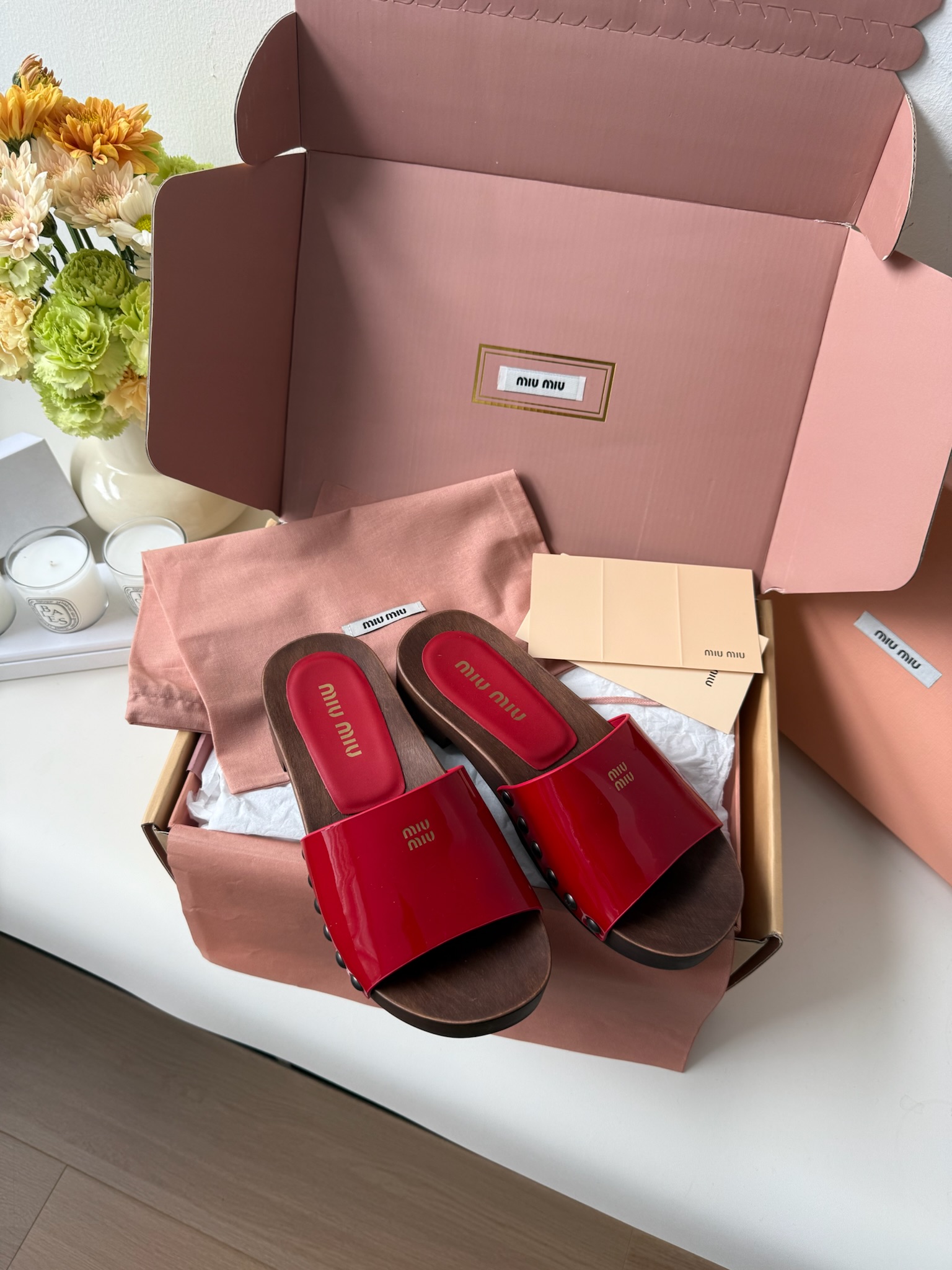 미우 미우 Miu Miu 슬리퍼