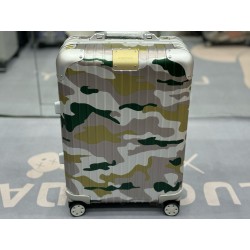 Rimowa Original Camouflage 캐리어 알루미늄 20“ Green