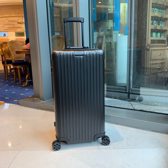 Rimowa Original Trunk 925 캐리어 알루미늄 Black