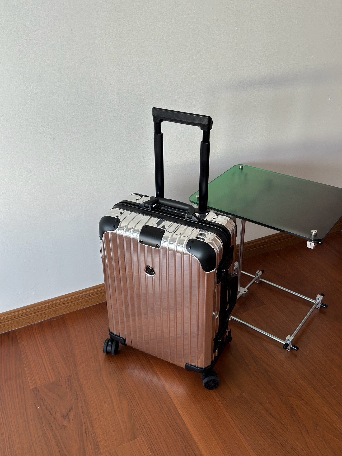 Rimowa&Moncler 캐리어 알루미늄 silver