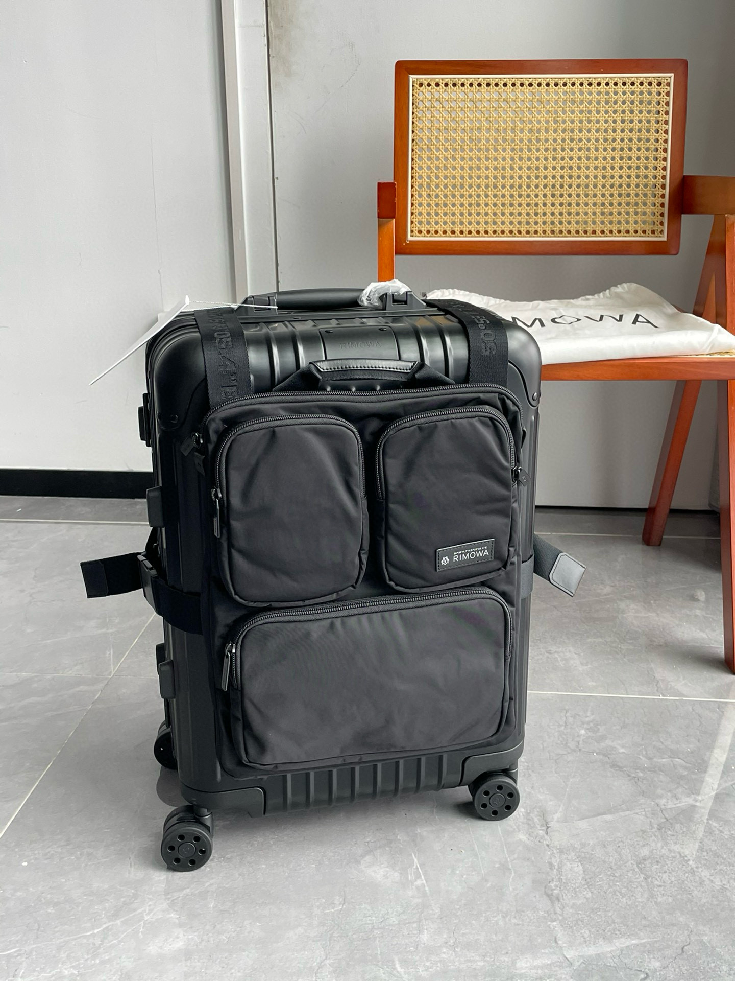 Rimowa Luggage hanging bag Black