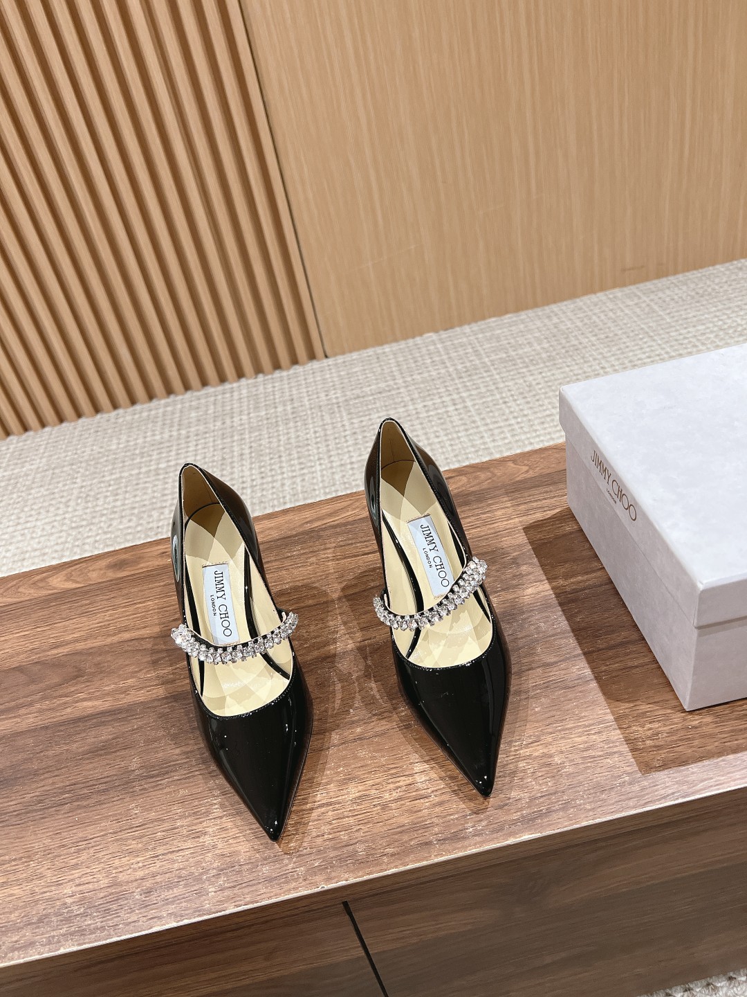 로저비비에 Roger Vivier 하이힐