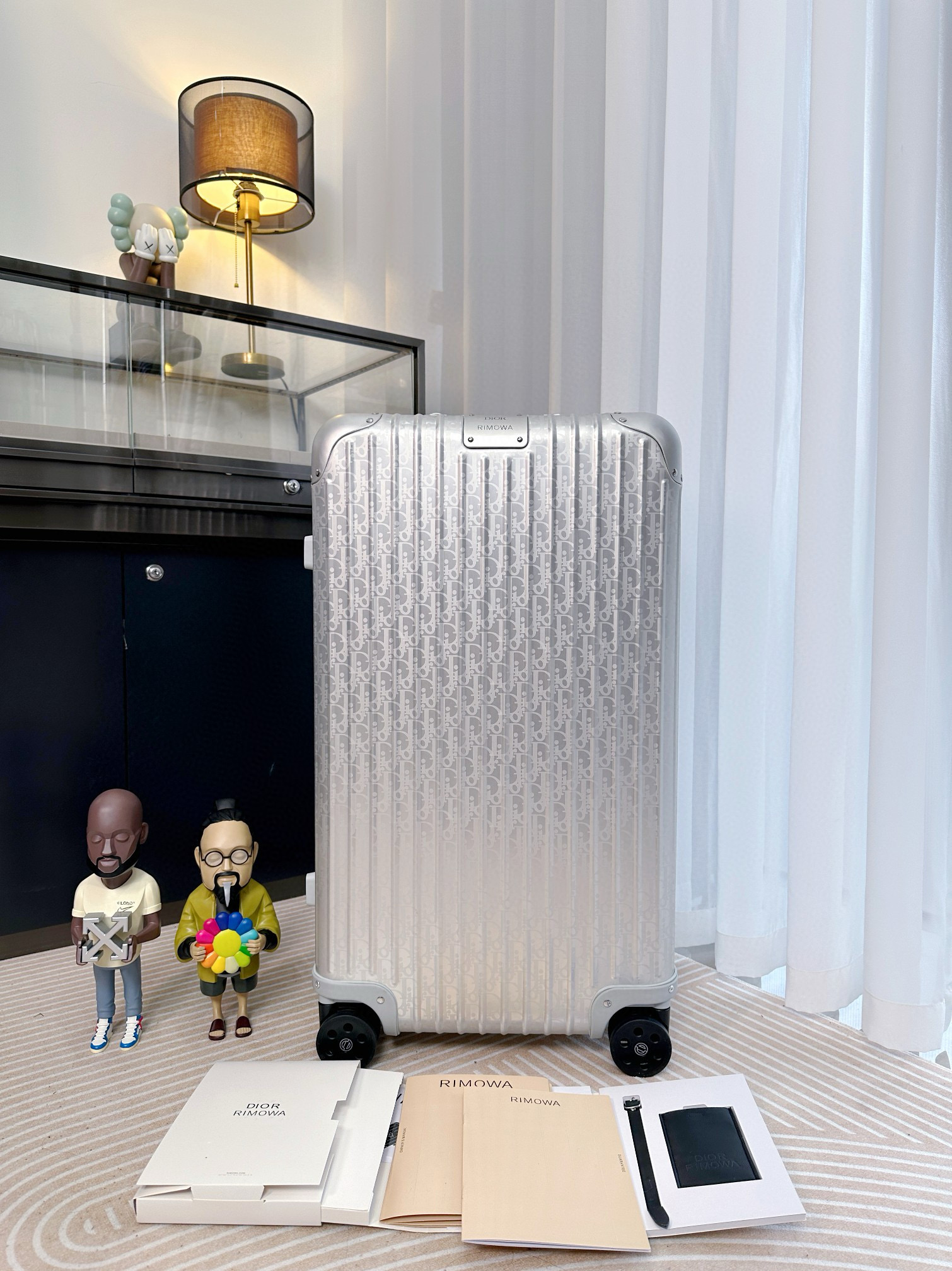 디올 Dior&Rimowa Trunk 캐리어 31