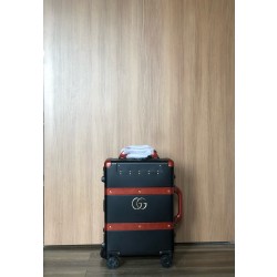 구찌 Gucci 알루미늄 캐리어 Black&Red 20