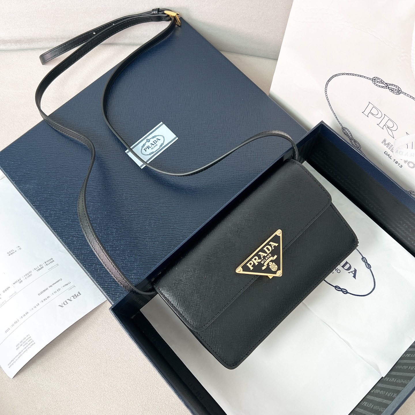 프라다 Prada 1BD386 사피아노 가죽 미니백 19.5CM