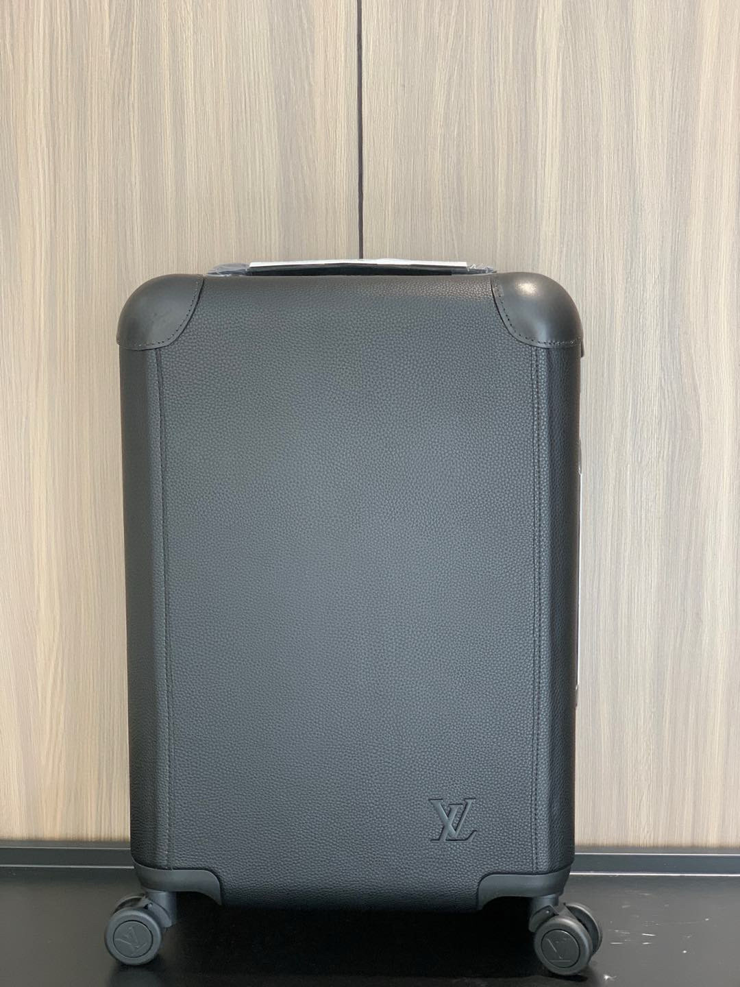 루이비통 Louis Vuitton Horizon 55 캐리어 Black 20