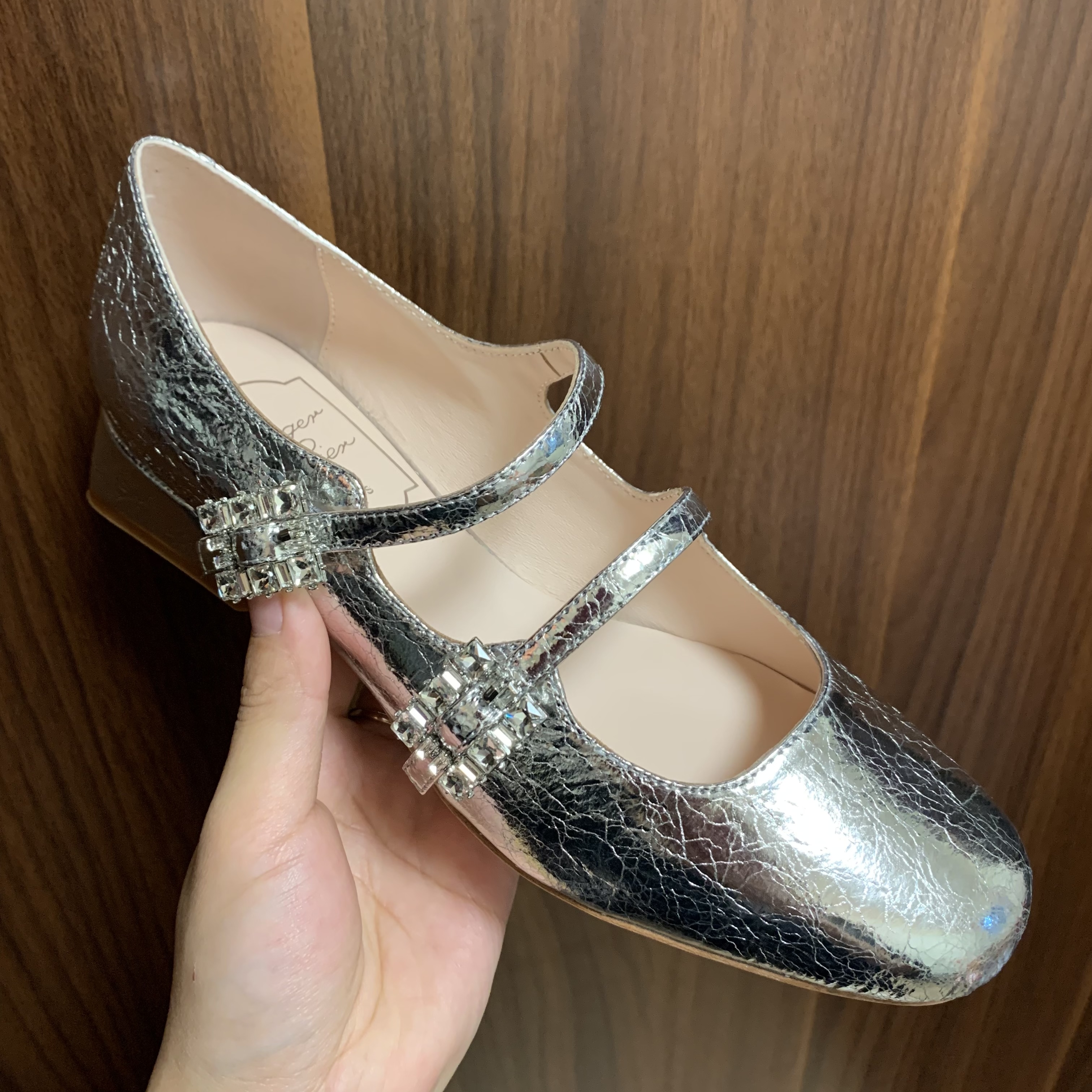 로저비비에 Roger Vivier 메리 제인