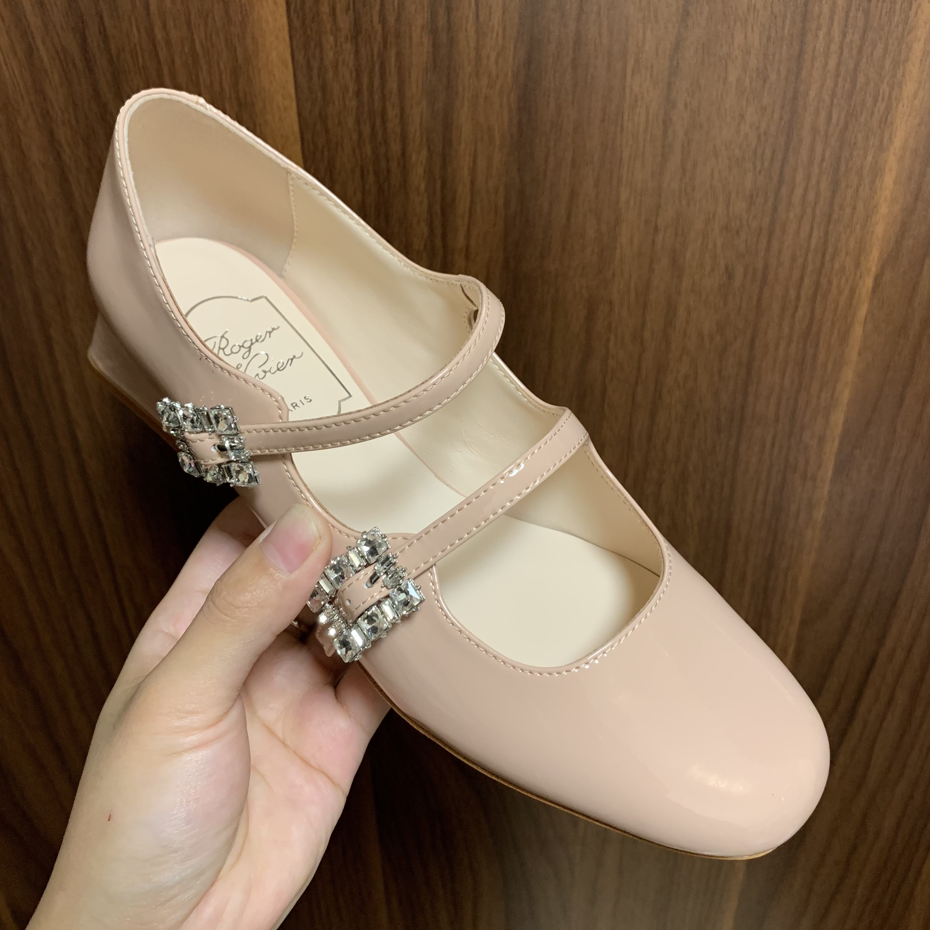 로저비비에 Roger Vivier 메리 제인