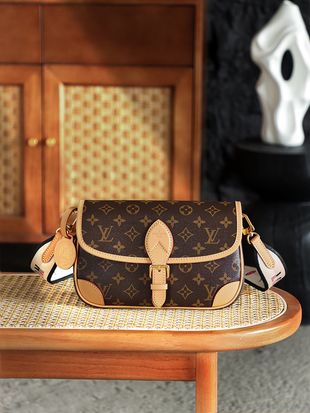 【AS】루이비통 Louis Vuitton M45985 Diane Monogram Black 24CM