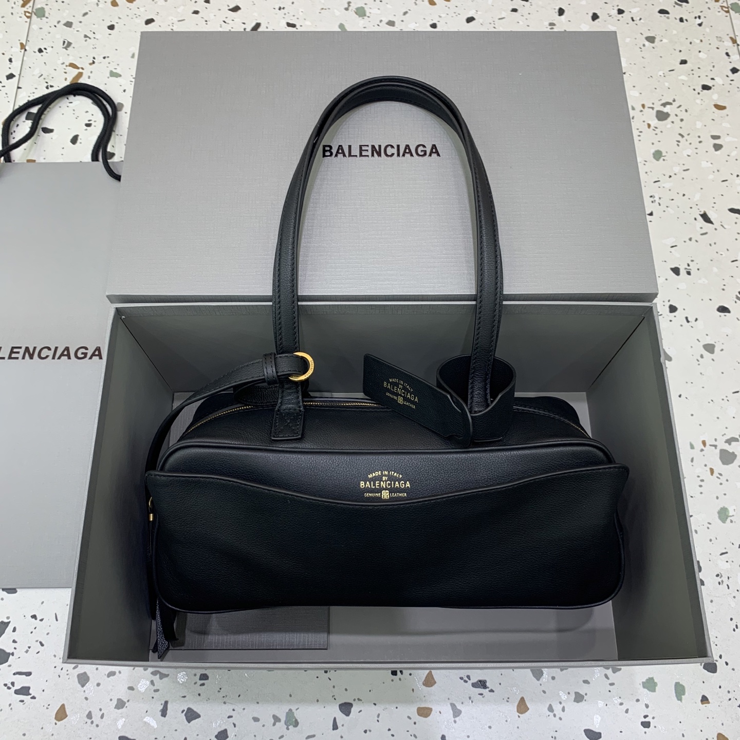 발렌시아가 Balenciaga 8329202 Carrie Small Bowling Bag Black 33cm