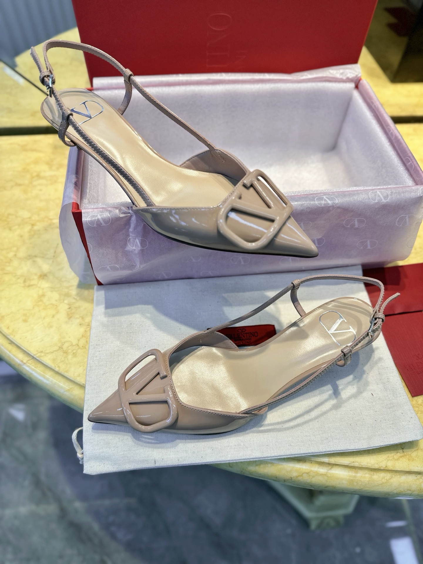 발렌티노 Valentino 하이힐