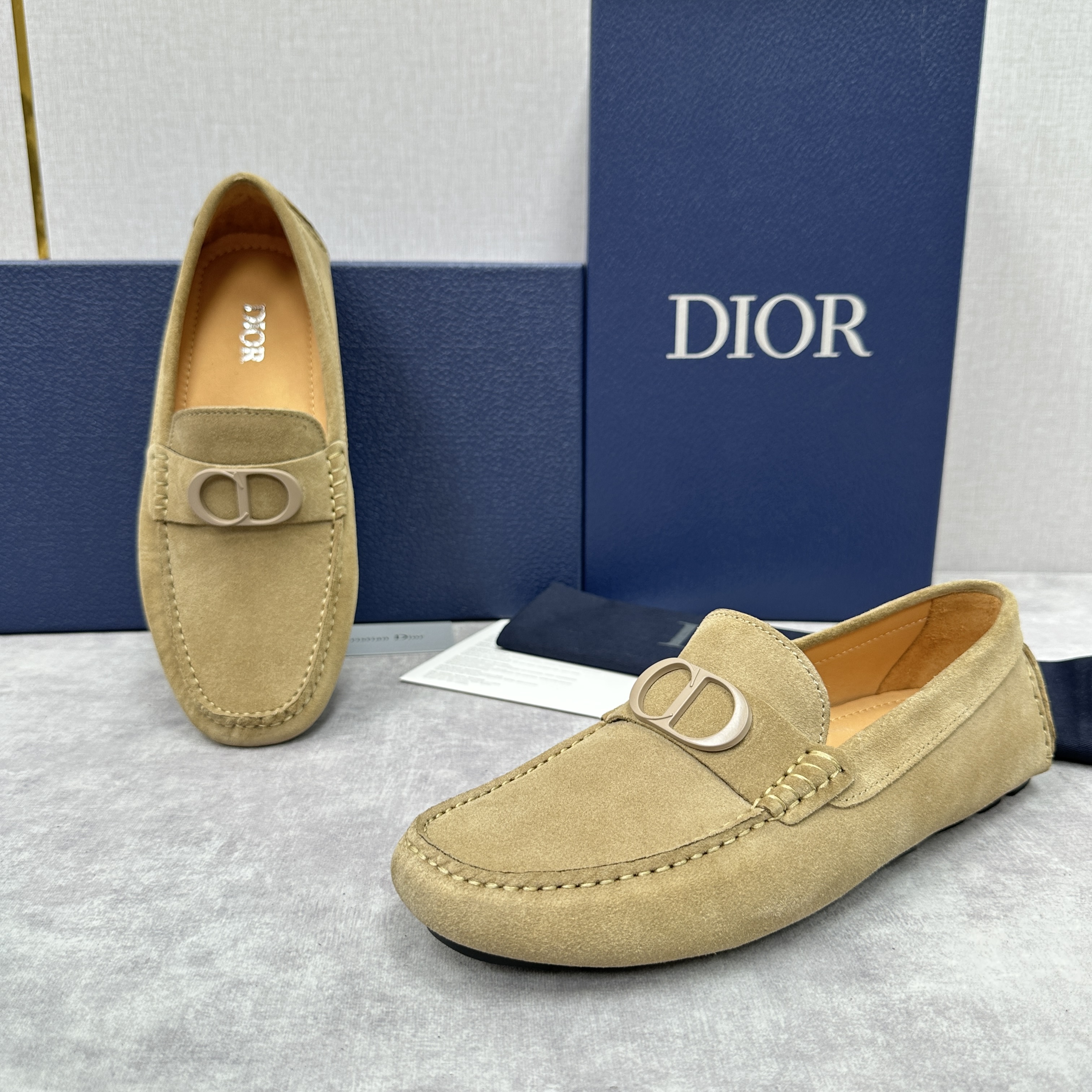 디올 Dior 로퍼