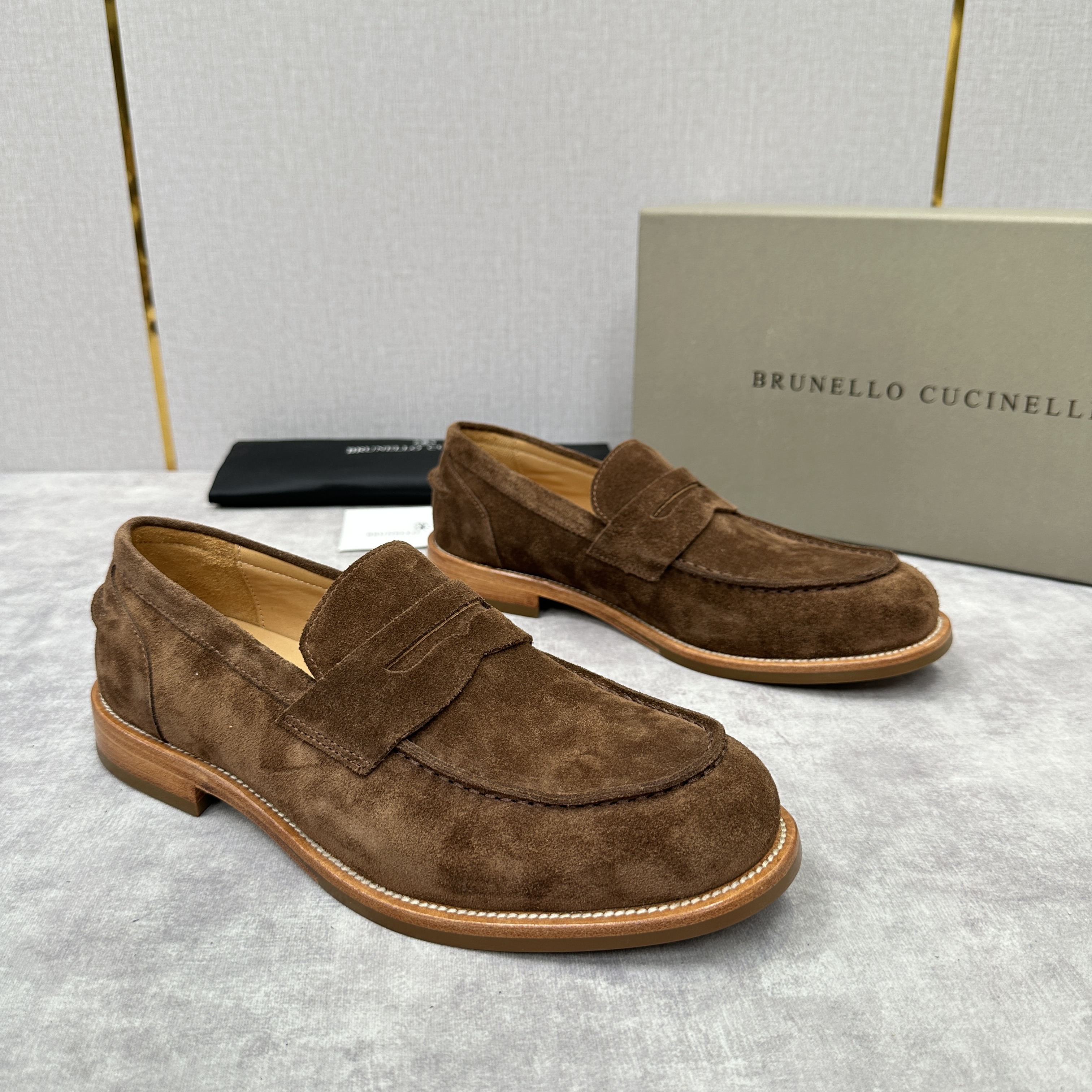브루넬로 쿠치넬리 Brunello Cucinelli 로퍼
