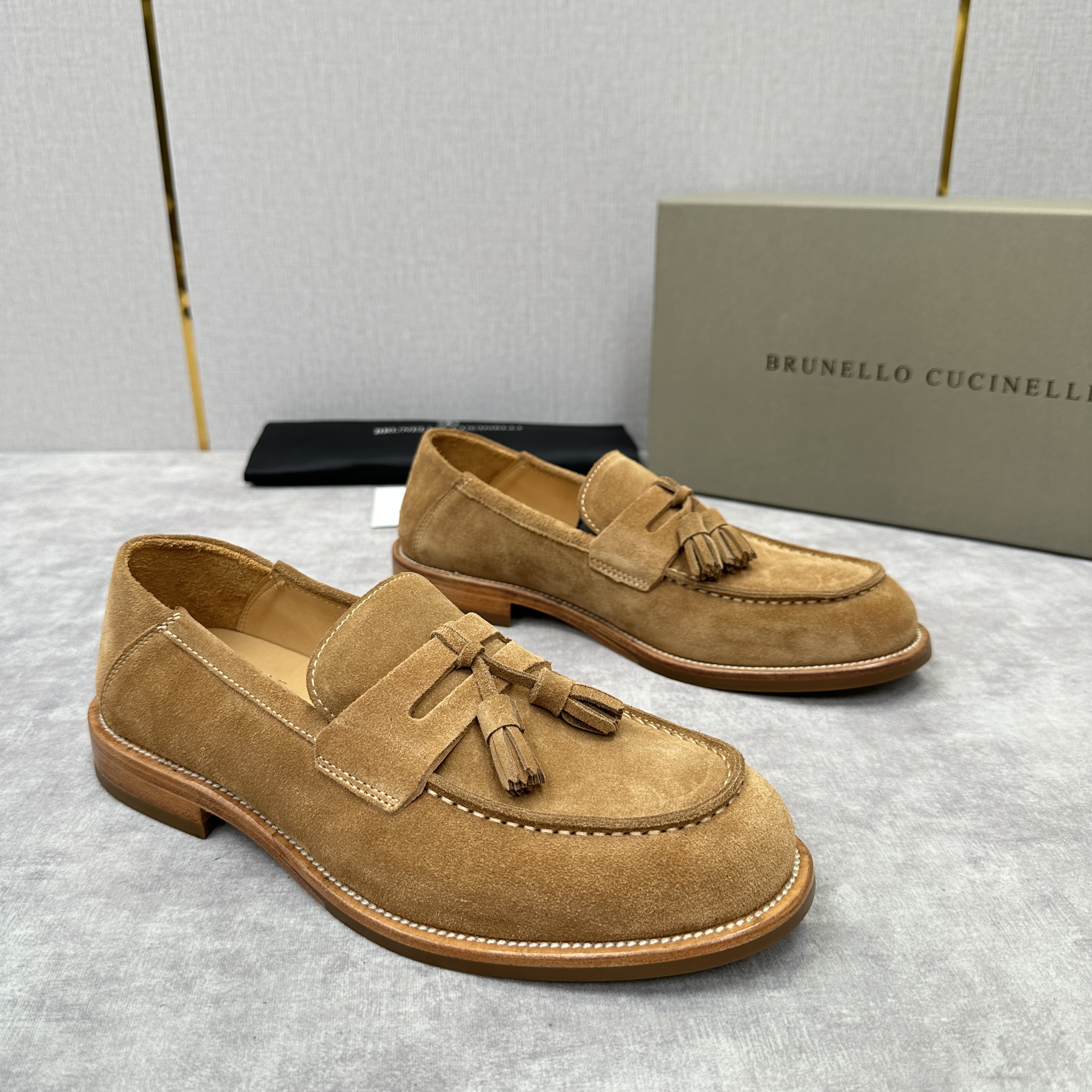 브루넬로 쿠치넬리 Brunello Cucinelli 로퍼