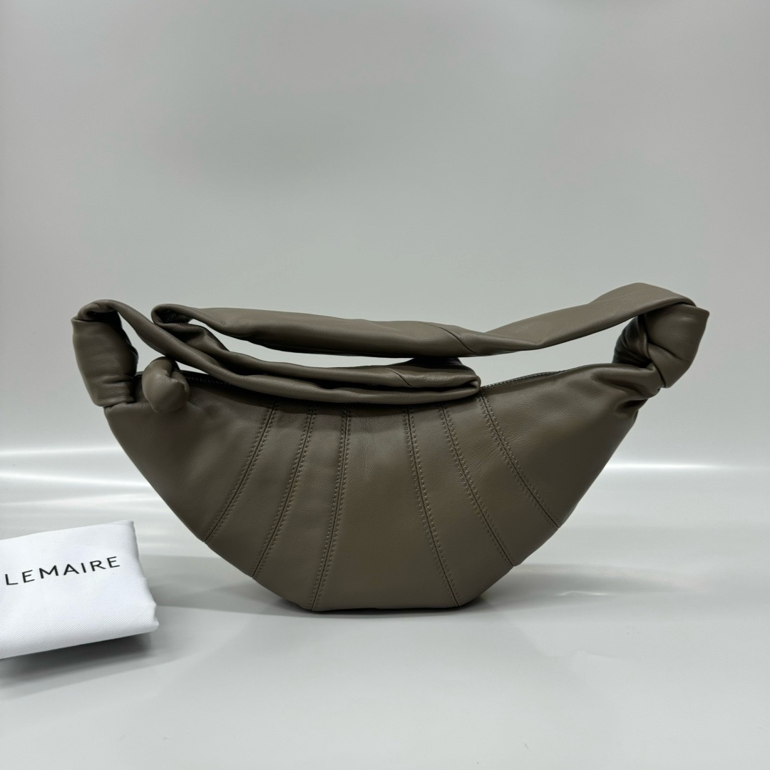 르메르 Lemaire Small Croissant Bag