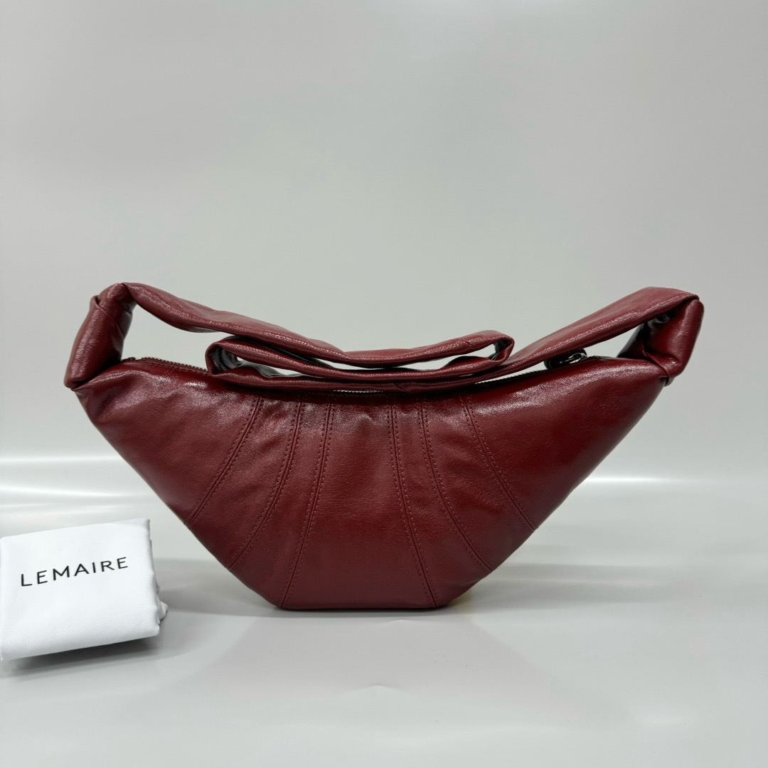 르메르 Lemaire Small Croissant Bag Coated Cotton Red