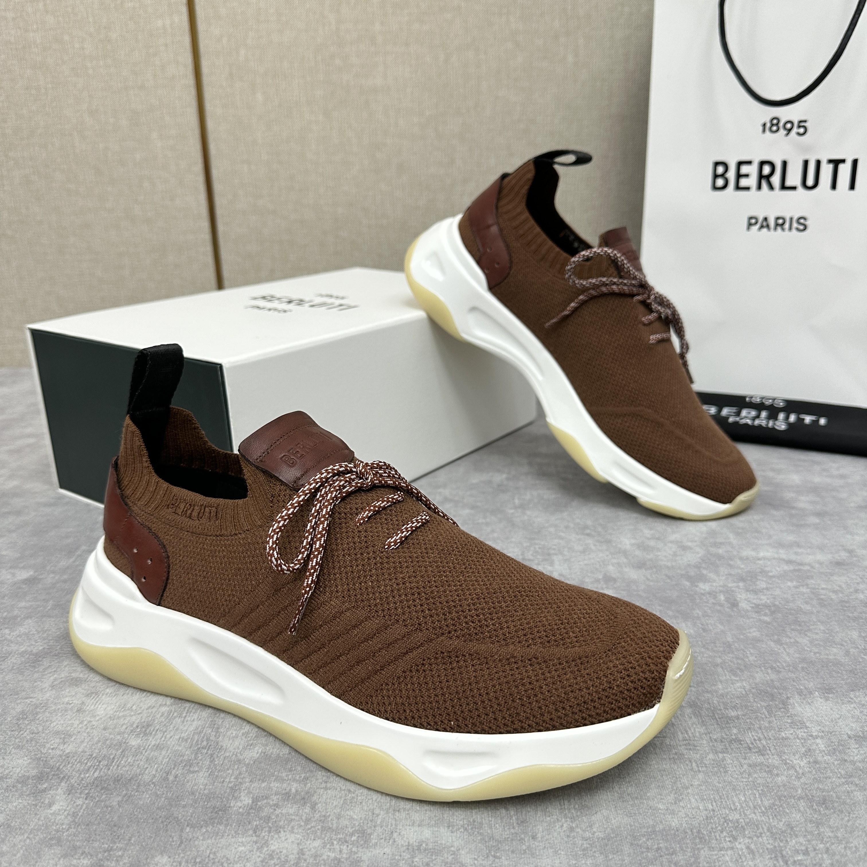 벨루티 Berluti Shadow 스니커즈