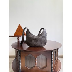 보테가 베네타 Bottega Veneta 836918 Small Veneto 27cm