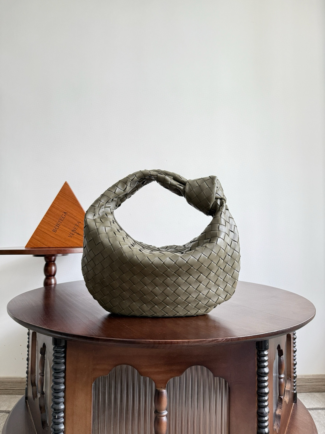 보테가베네타 Bottega Veneta Teen Jodie 690225 36cm