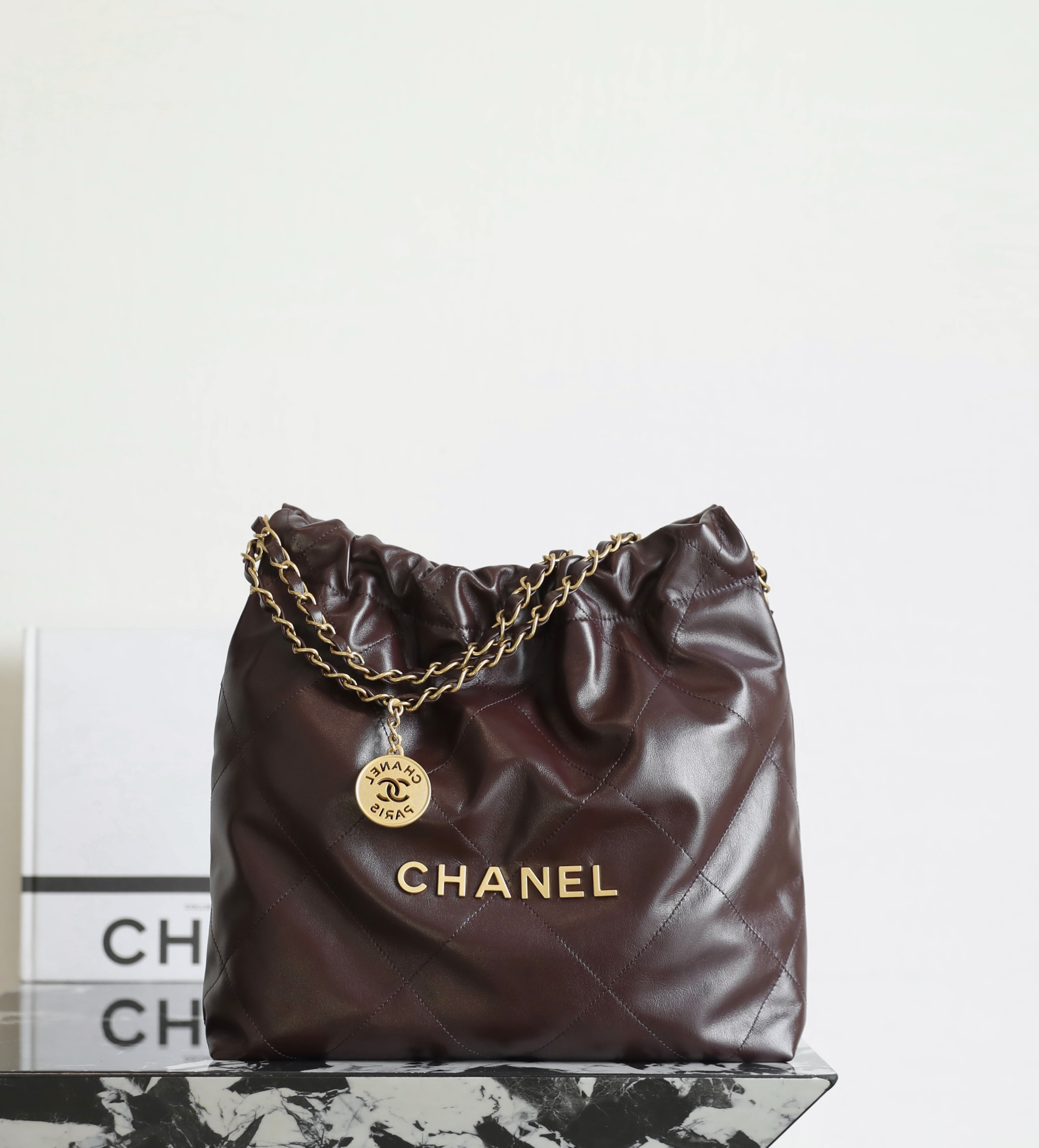 샤넬 Chanel 25A AS3260 22 Handbag C-581 Wine red 35cm