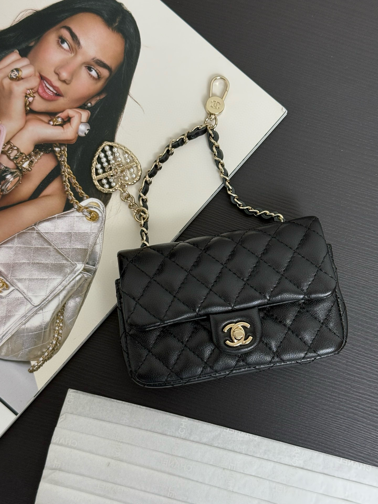 샤넬 Chanel 25a Mini Flap Bag 99482 Black