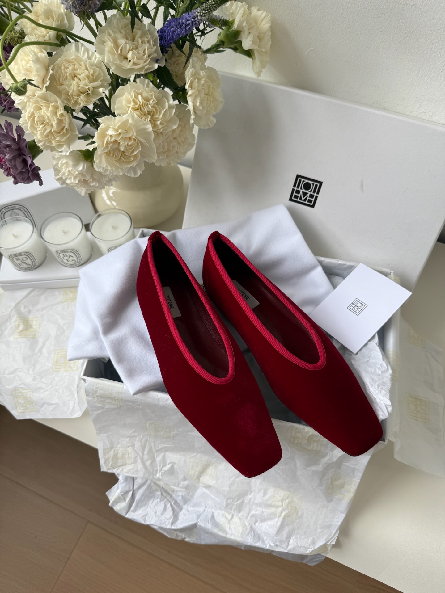 더 로우 The Row 플랫